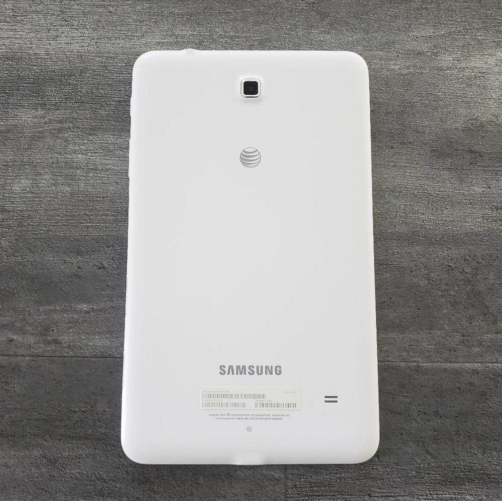 White Samsung Galaxy Tab 4 Unlocked w/Case